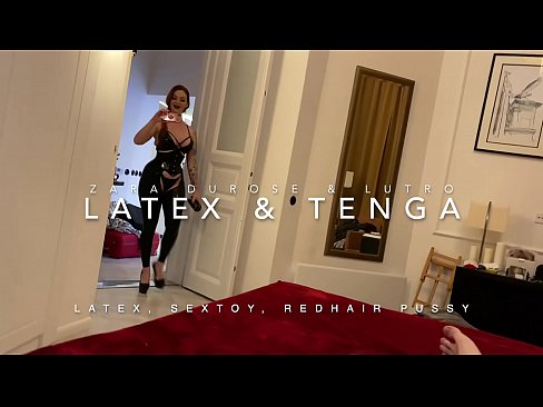 ❤️ Escadravo ruivo em traje de látex fodido por meio de meio-irmão ❤️❌ Porno bonito em nós ❌️